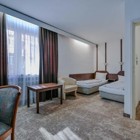 Hotel Mondial Comfort - Frankfurt City Centre
