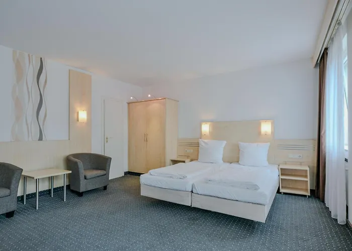 Mondial Comfort - Frankfurt Centre 3*