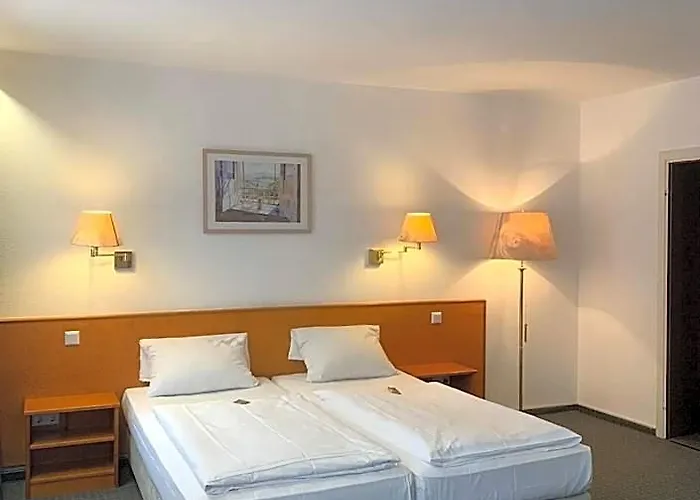 Mondial Comfort - Frankfurt Centre מלון 3*