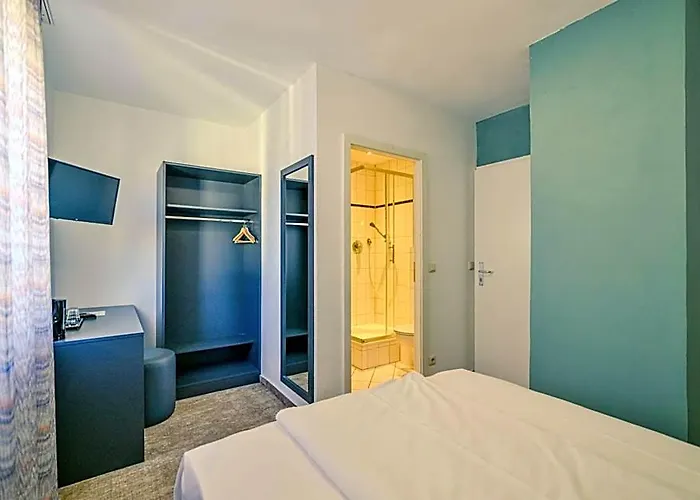Hotel Mondial Comfort - Frankfurt Centre 3*